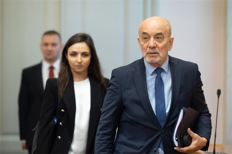 Slika /slike/DT Martinović_HINA.jpg